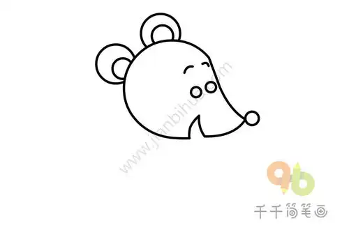机灵的小老鼠简笔画
