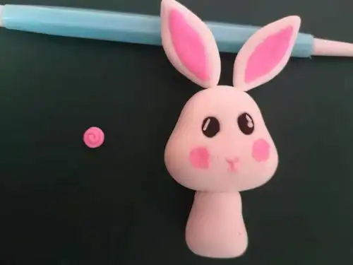 小白兔超轻黏土详细教程,适合儿童节的手工,快来试试吧
