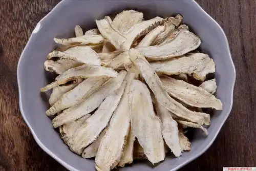 跟补阳相比,滋阴更重要,一味补阴药,津液足了,病也就逃了
