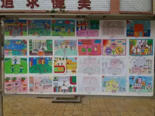 书香飘满校园,阅读浸润童心

