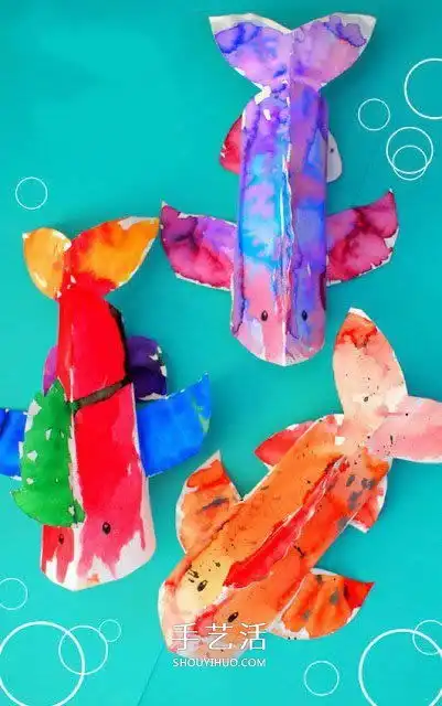 幼儿园用纸盘手工制作小鱼的方法教程
