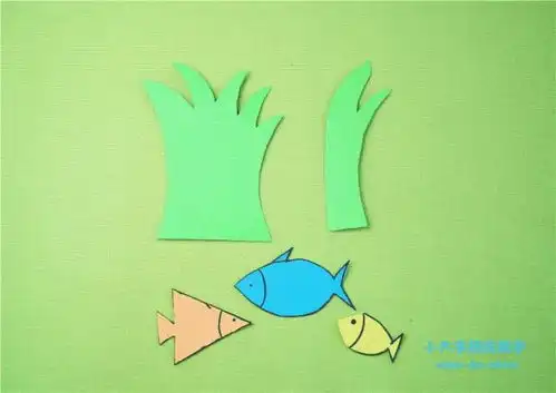 亲子手工纸盘海底世界
