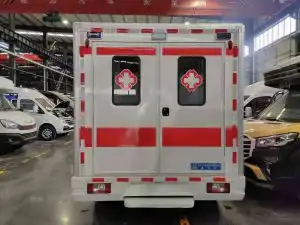程力锐途大通v90方舱救护车全新上市,超强承载,无惧拓展

