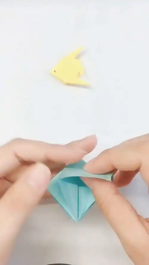 可爱的小鱼,教程很简单
